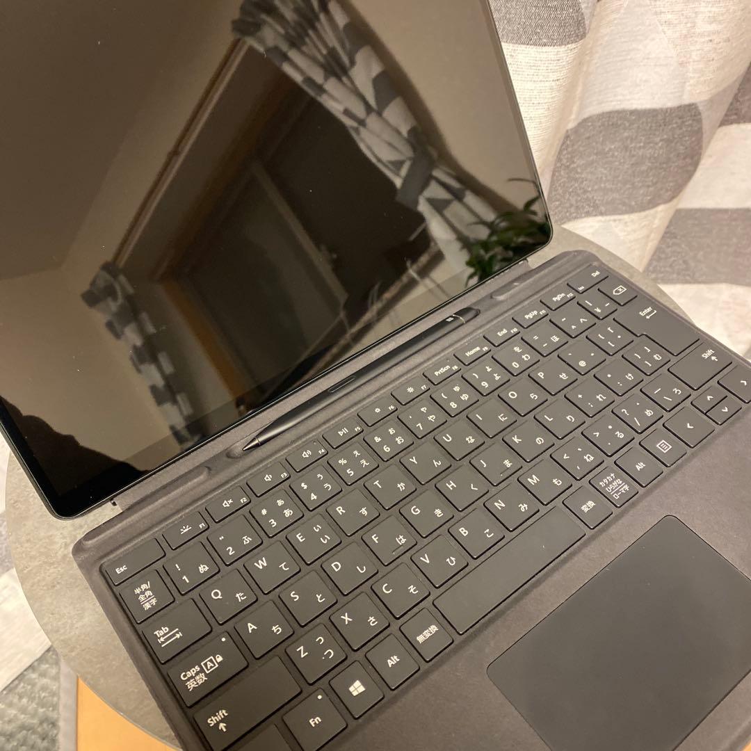 Microsoft Surface Pro8/core-i5 美品