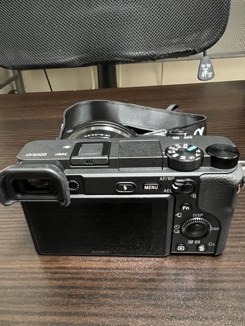SONY α6400 ミラーレス一眼 ダブルズ ームレンズキット【超美品】