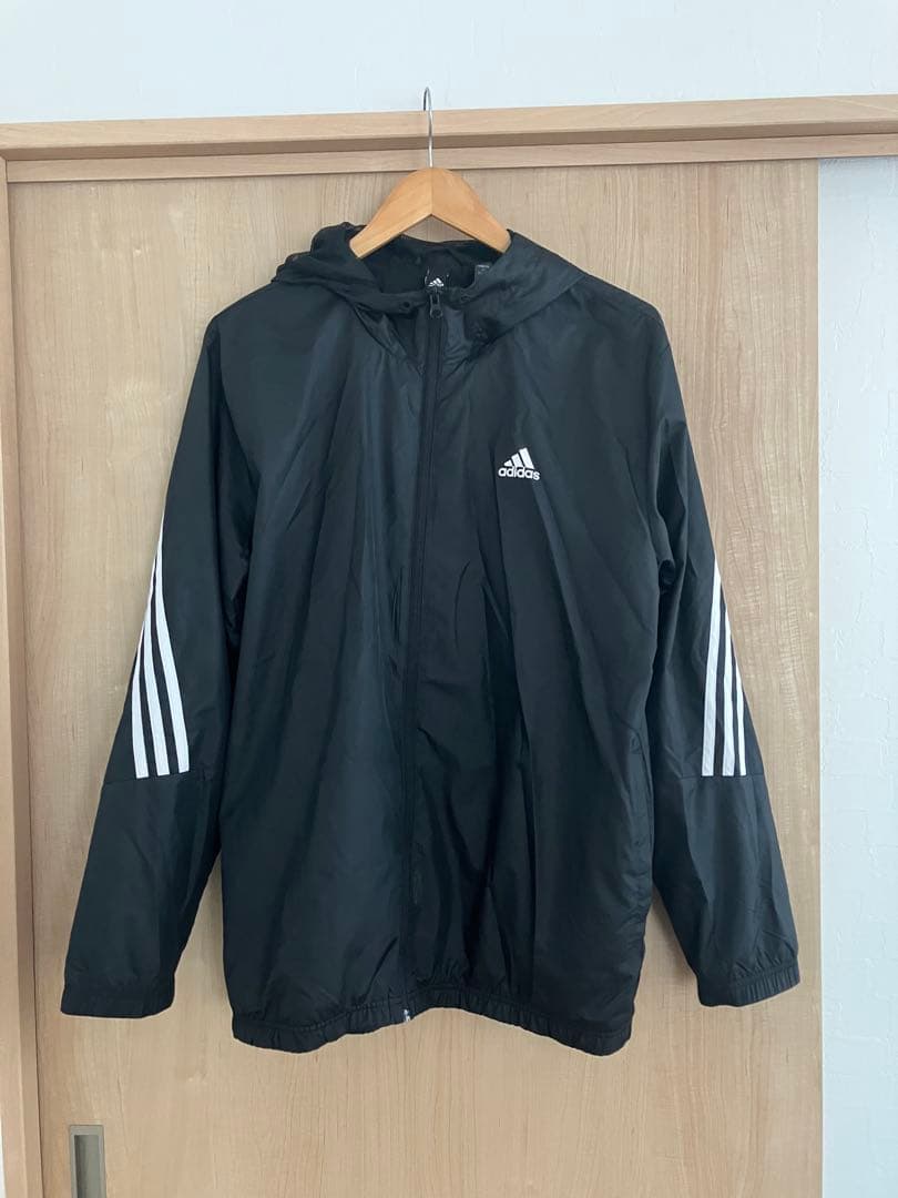 adidas トラックスーツ　セットアップ