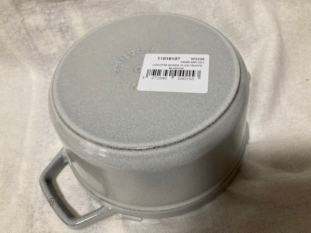 新品　未使用ストウブ　ココットラウンド16 カンパーニュ