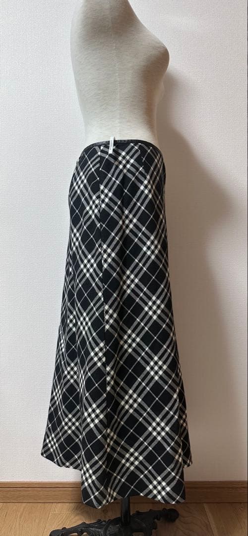 BURBERRY LONDON XL 大きいサイズ ブラックチェック スカート