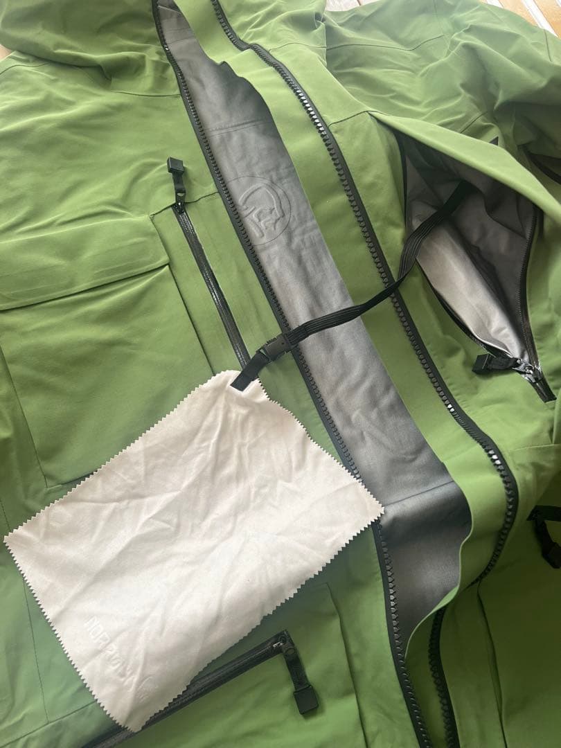 【美品】NORRONA SKI/BOARD 上下セットウェア