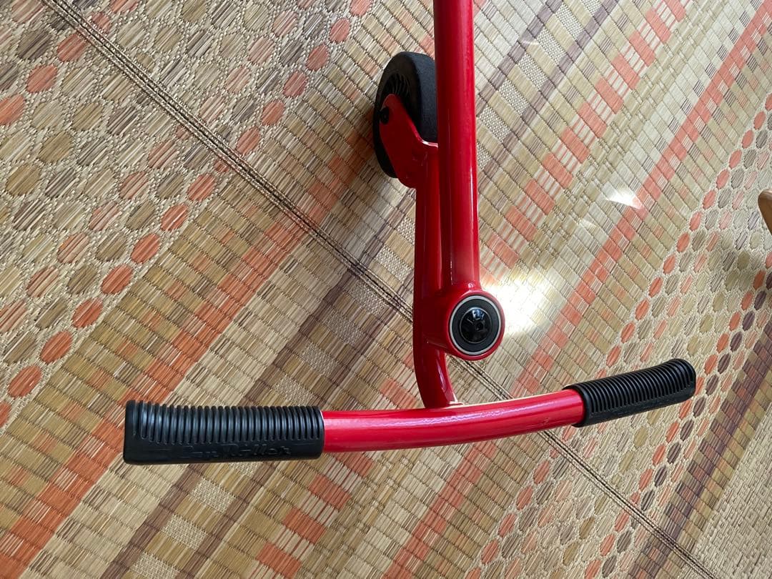 EzyRoller 赤 乗り物おもちゃ ドリフト3輪車