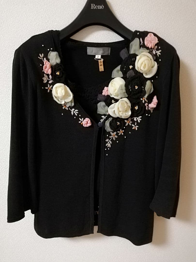 FRANCO FERRARO　美しいお花立体装飾のアンサンブル　お得な6500円