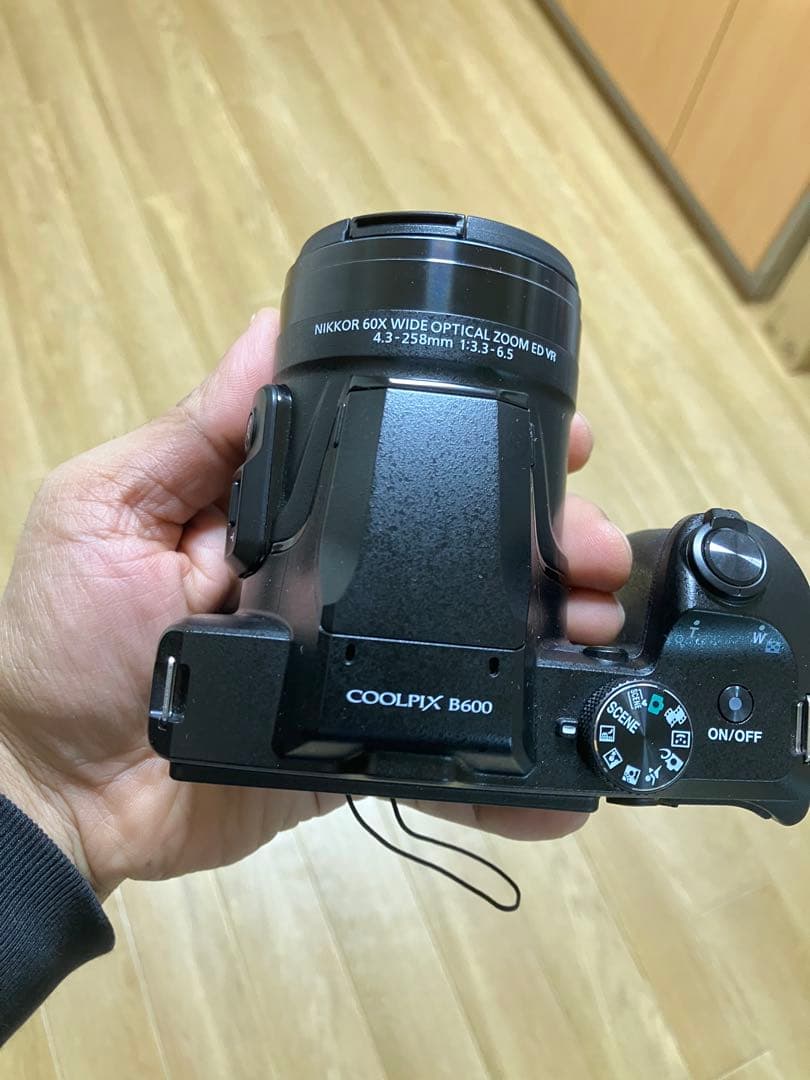 ニコン COOLPIX B600 デジタルカメラ 光学60倍ズーム