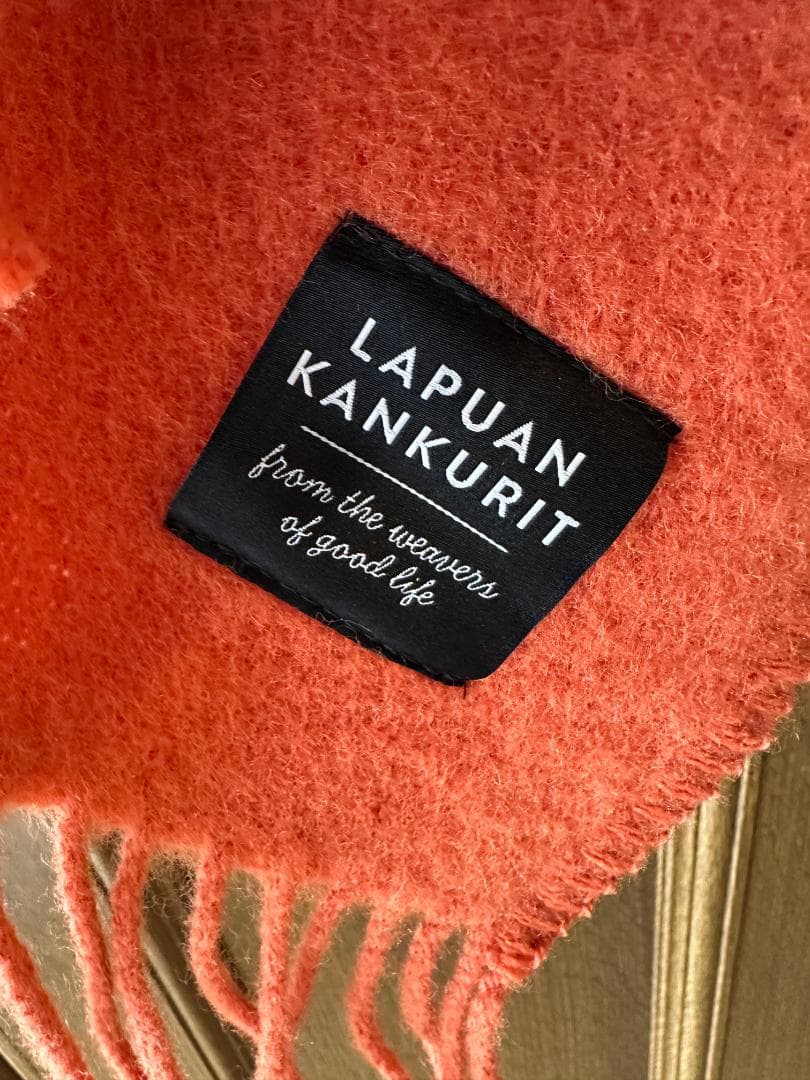 LAPUAN KANKURIT オレンジ ストール ポケット付き