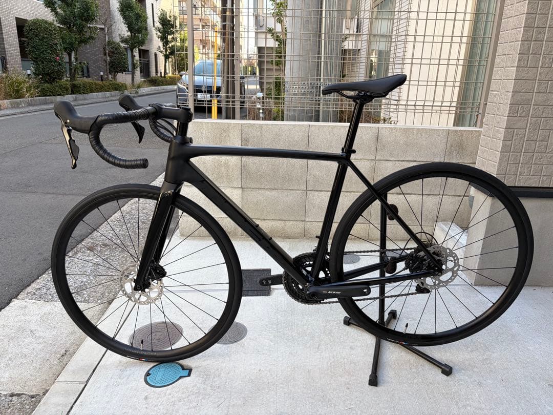 【美品】 TREK EMONDA ALR5 Disc 2023