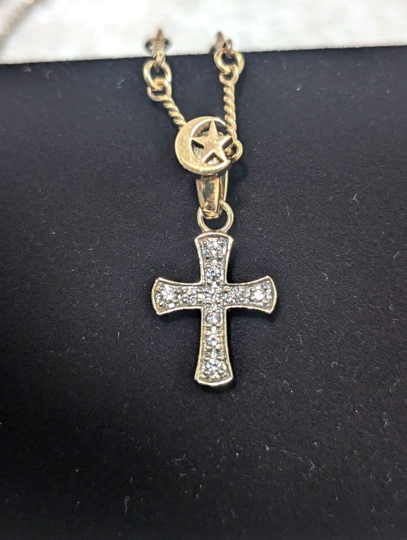 クレセントルナ クエルダチェーン、クルス