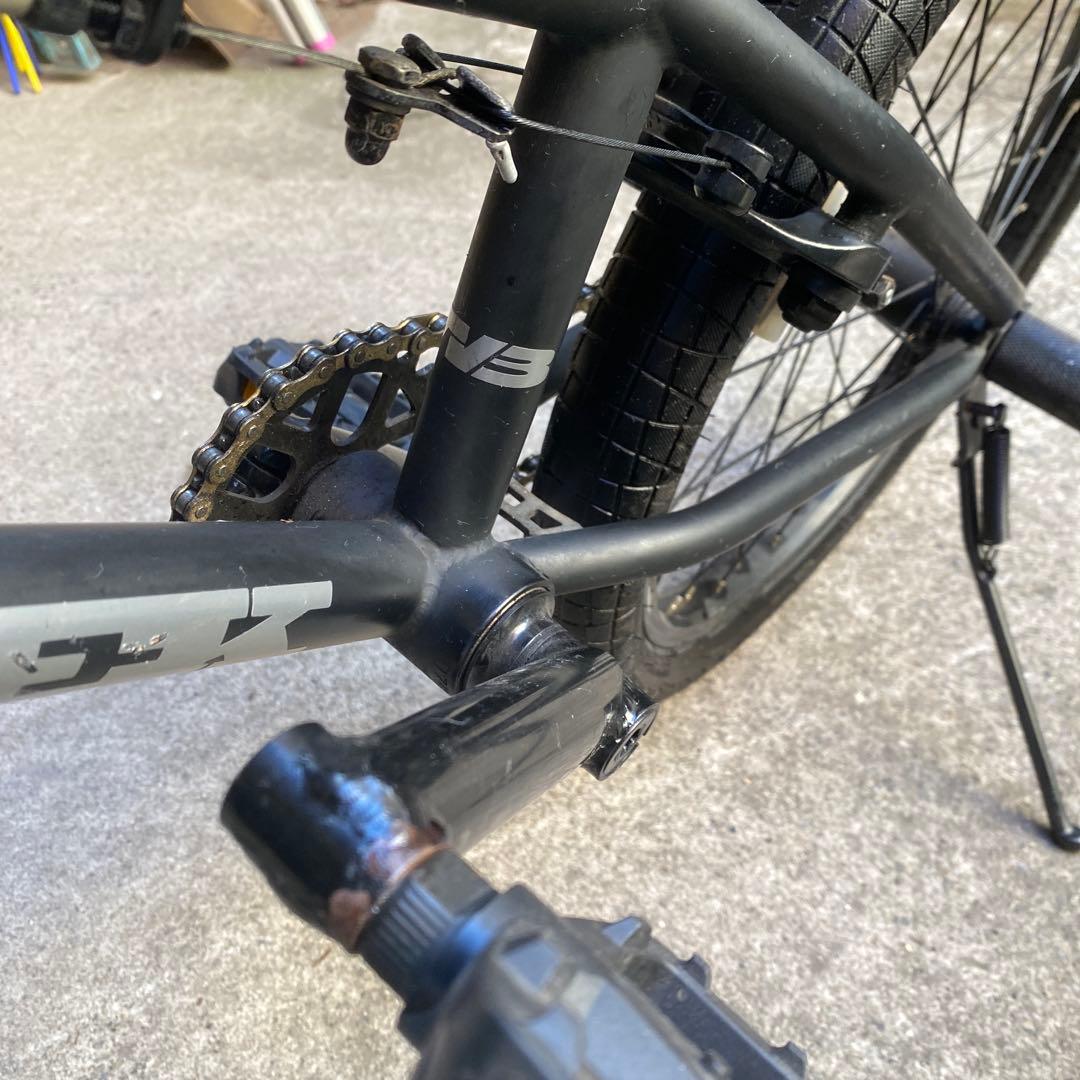 TNB SEEK PLUG BMX 20インチ キッズ 小学生　自転車　ジャイロ