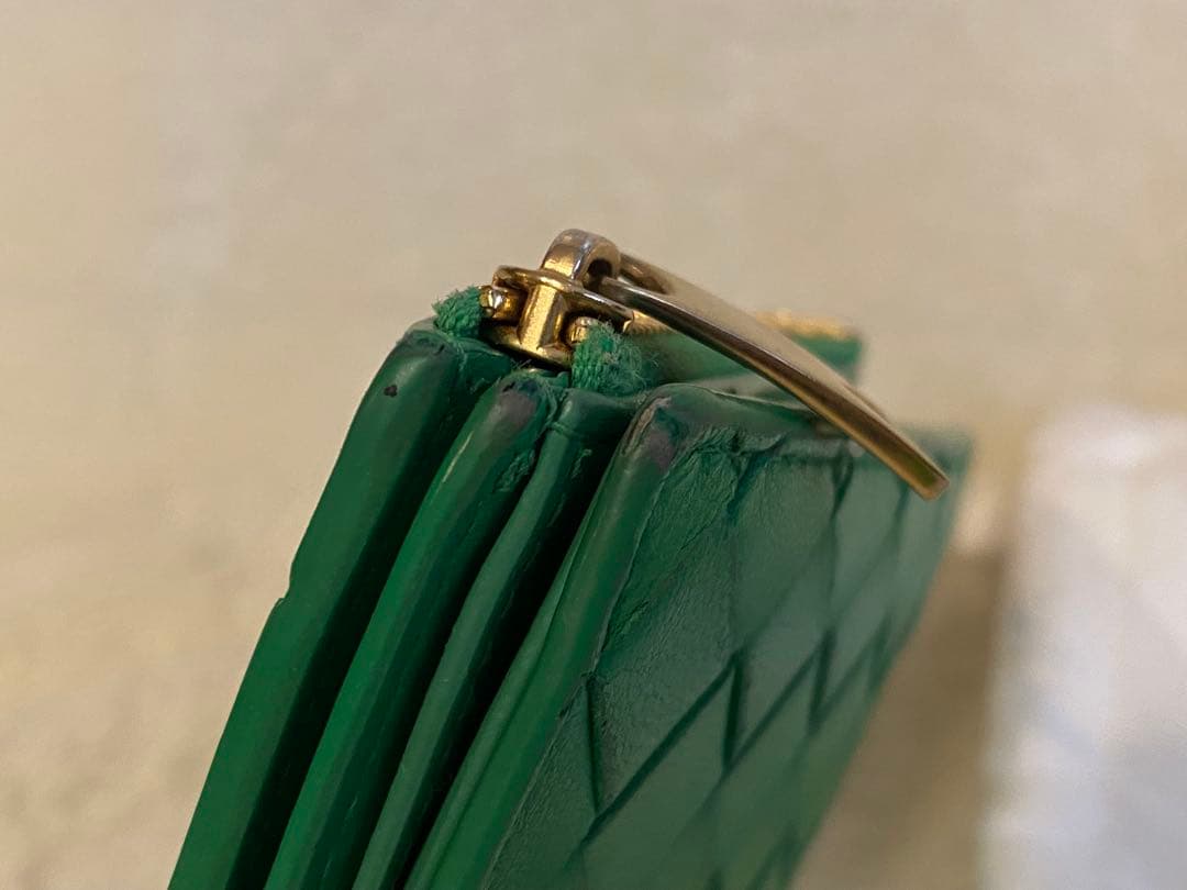 【BOTTEGA VENETA 】パキラート二つ折り財布