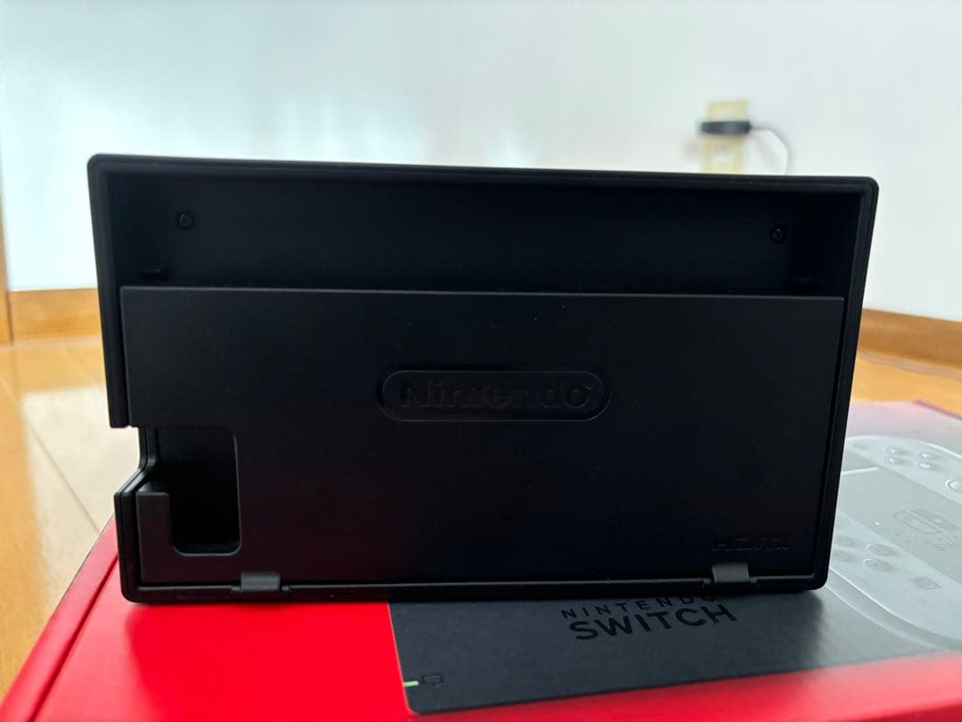 美品Nintendo Switch 本体 グレー Joy-Con付き