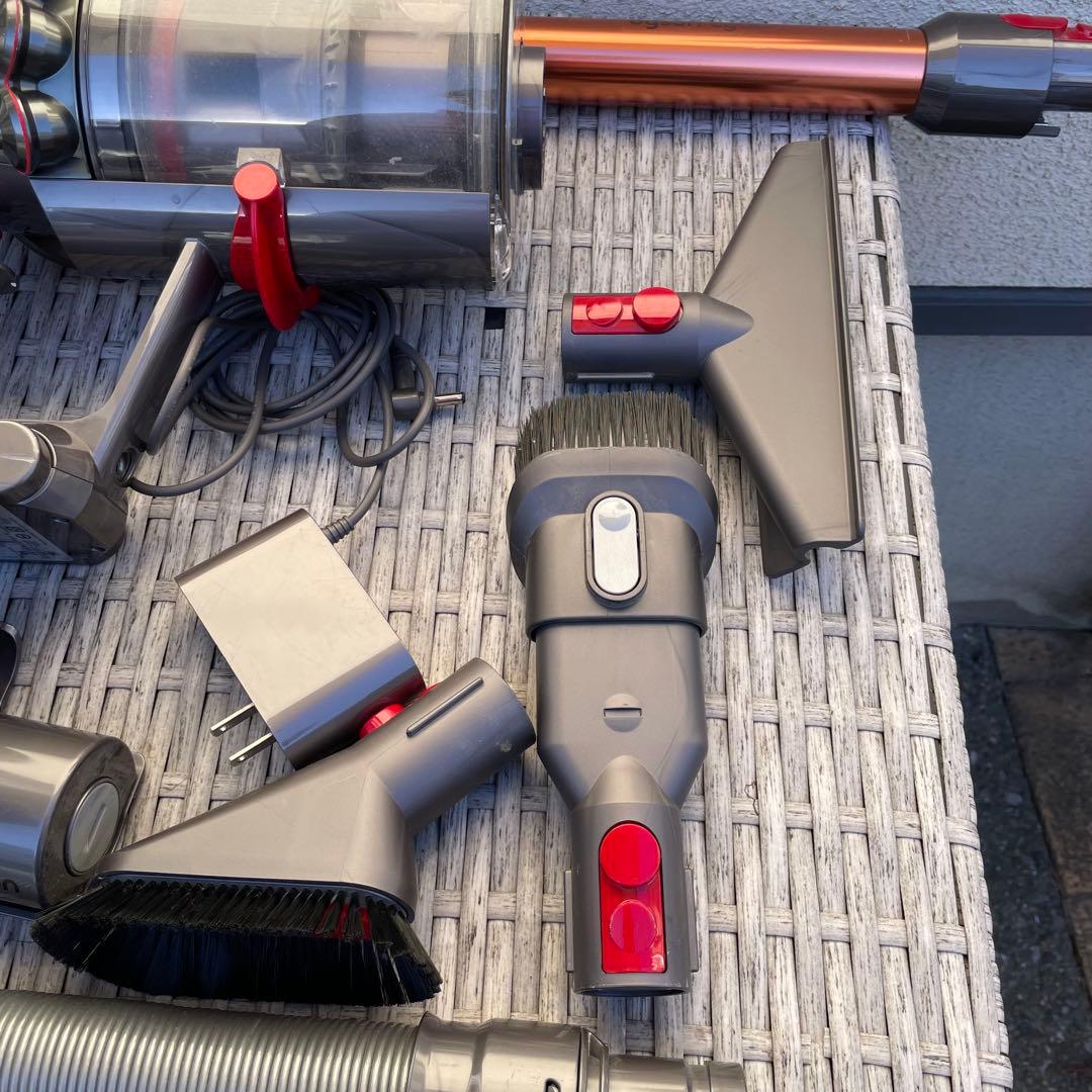 ダイソンDyson V10 Fluffy SV12FF 掃除機 アタッチメント