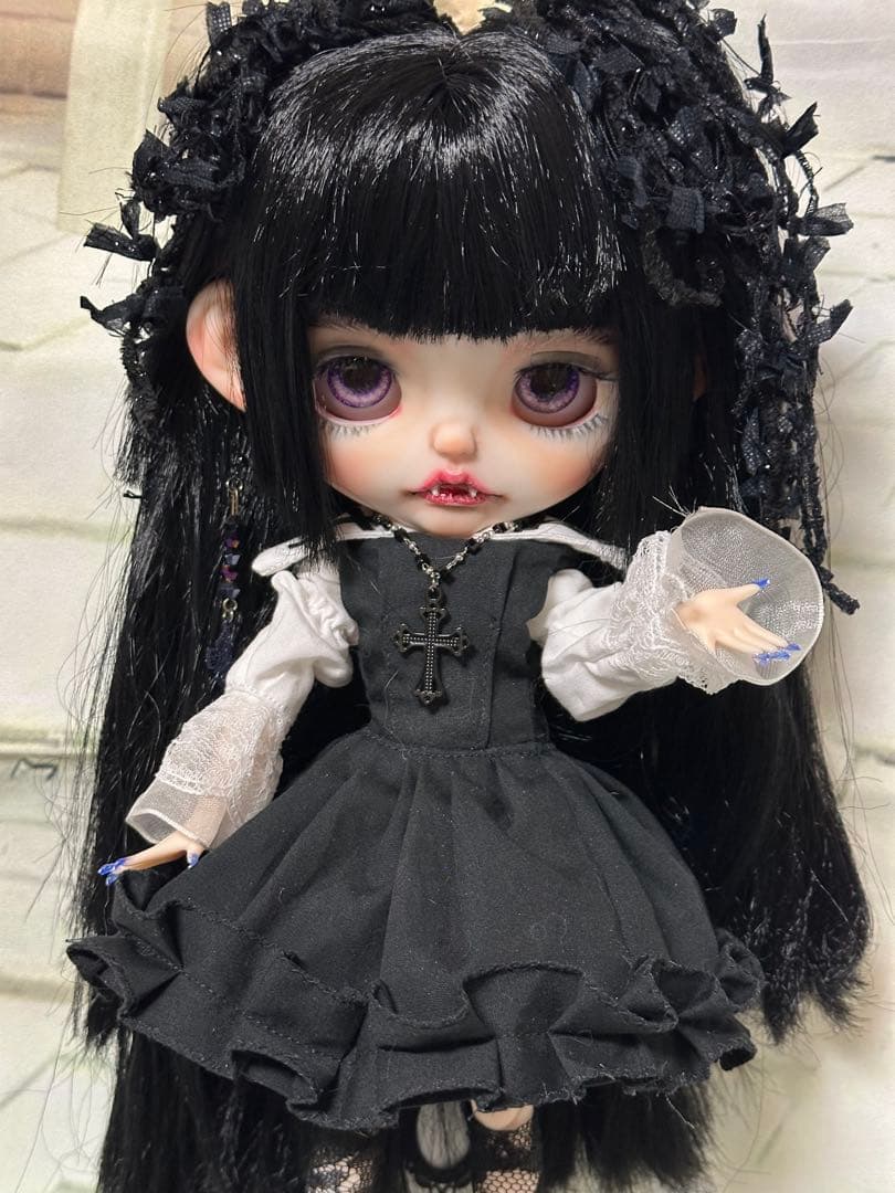 アイシードール 本体　女の子　アウトフィット付き　アリス