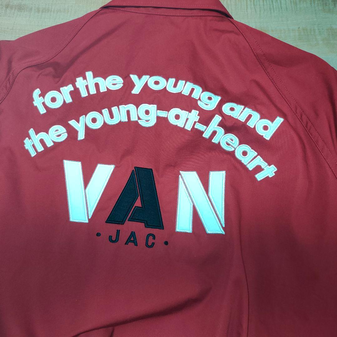 VAN レッド 、スイングトップ