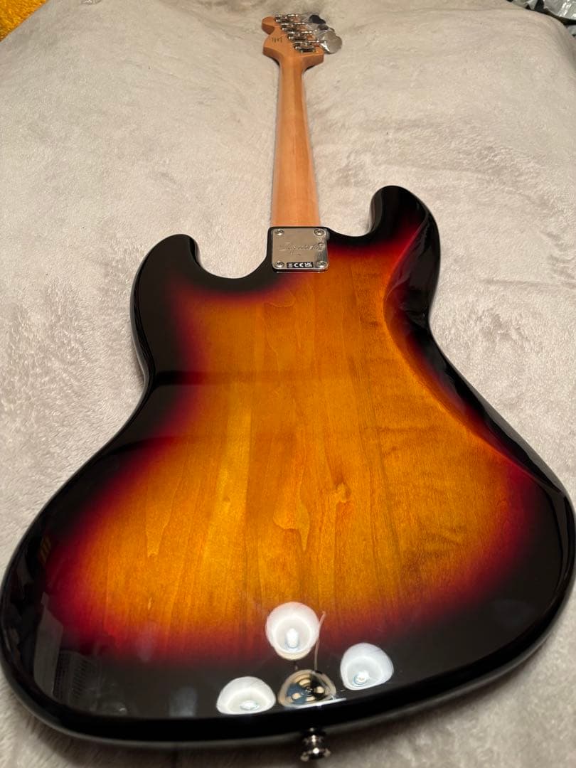 【ほぼ新品】Squier Classic Vibe 60s JB 保護フィルム付