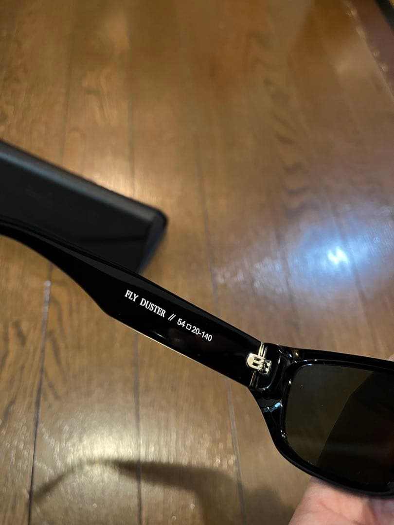 小物 BLACKFLYS FLYDUSTER