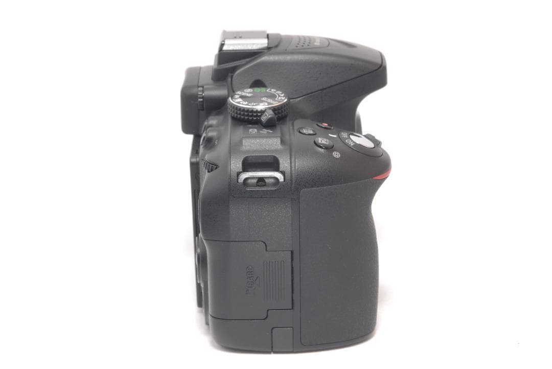 ⭐️スマホ転送OK＆高画質⭐️Nikon D5300　ニコン　デジタル一眼レフ